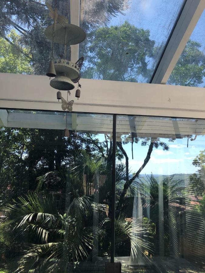 Casa Gramado Vista para o Vale - Parte Térrea -andar inteiro- Não Compartilhado Vila Exterior foto
