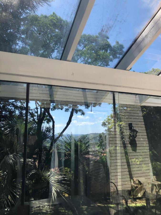 Casa Gramado Vista para o Vale - Parte Térrea -andar inteiro- Não Compartilhado Vila Exterior foto